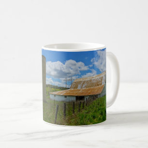 Vielle grange d'Ozarks et Mug de café en silo