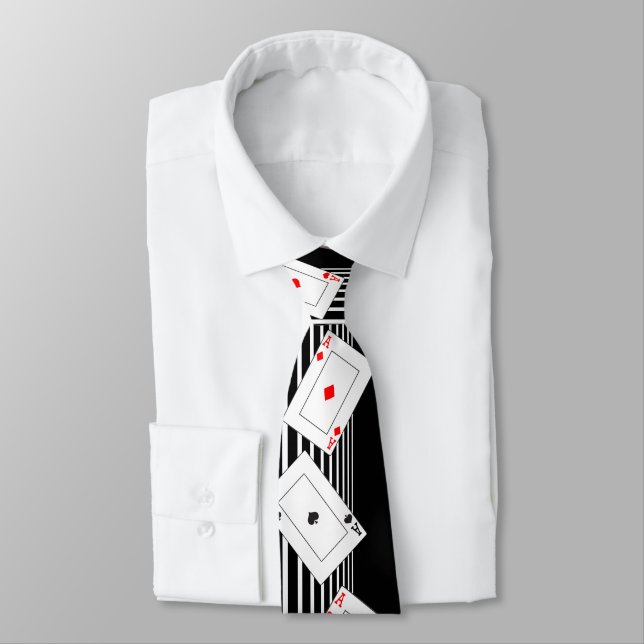 Vier Asse Krawatte (Gebunden)