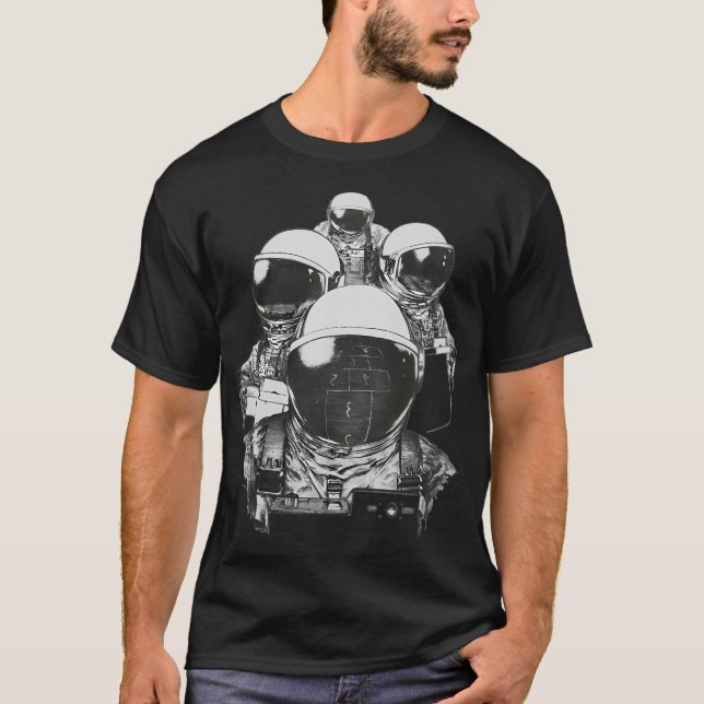 Vier Astronaut T-Shirt (Vorderseite)