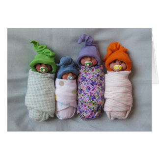 Vier Babys: Plasmabildschirme: Binkys