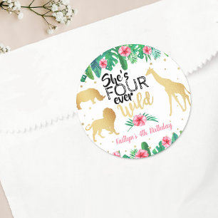 Vier Ever Wild Girls 4. Geburtstag Klassischer Run Runder Aufkleber