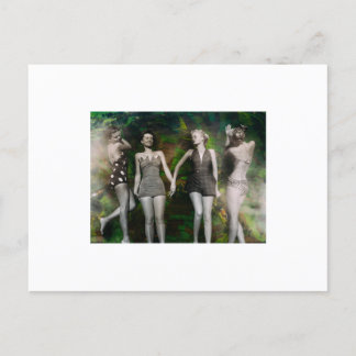 Vier Frauen sonnen sich. Collage Art Postkarte