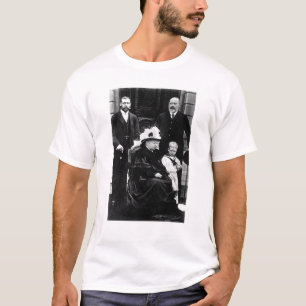 Vier Generationen viktorianische Abgabe T-Shirt