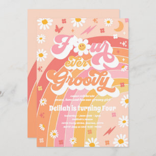 Vier-mal-Groovy Hippie-Regenbogen 4. Geburtstags-P Einladung