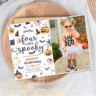 Vier Mal Niedliche Halloween Ghost 4. Geburtstag Einladung