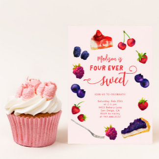 Vier süße Berries und Kuchen zum Geburtstag Einladung