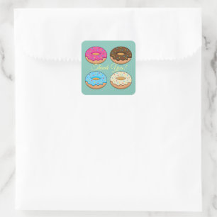 Vier verschiedene Donuts Muster Personalisieren Quadratischer Aufkleber