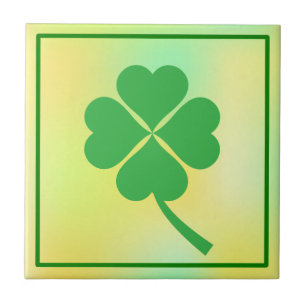 vierblättriges Kleeblatt St. Patrick's Day Design- Fliese