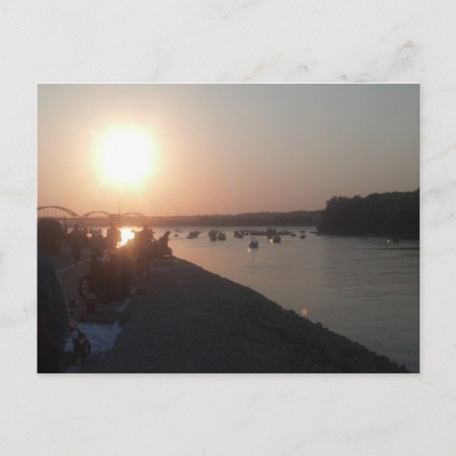 Viererkabel-Städte am Sonnenuntergang Postkarte (Vorderseite)