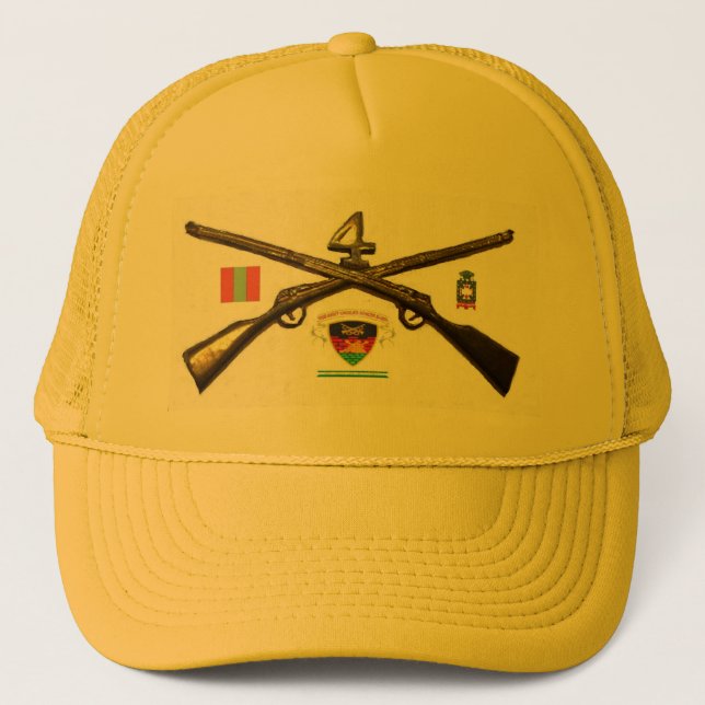 Vierte Infanterie-Regiment-Kreuz-Gewehre Truckerkappe (Vorderseite)