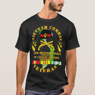 Vietnam Combat Kavallerie Veteran W 545. Militäris T-Shirt