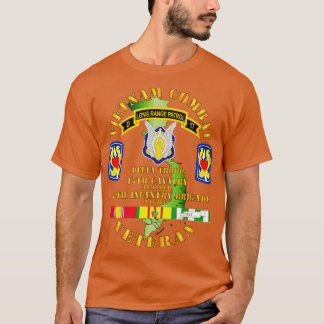 Vietnam Combat Veteran w D trupps 17. Cav 199. T-Shirt