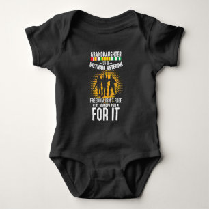 Vietnam Veteran Opa Soldier Großtochter Baby Strampler