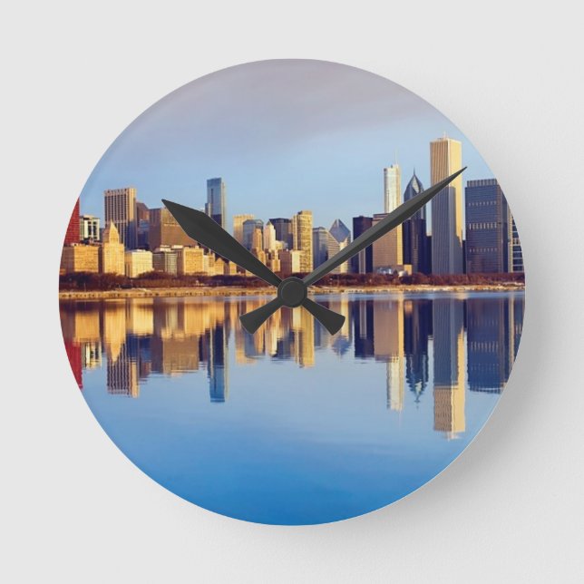 View of Chicago skyline with reflection Runde Wanduhr (Vorderseite)