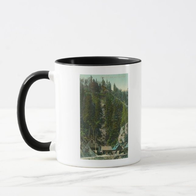 View of Shasta King MineKennett, CA Tasse (Links)