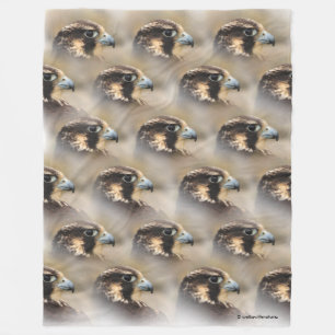Vignettiertes Profil eines Peregrine Falken Fleecedecke