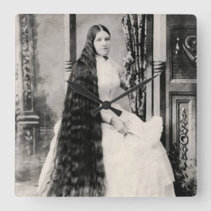 Viktorianische Frau mit langen Haaren Quadratische Wanduhr