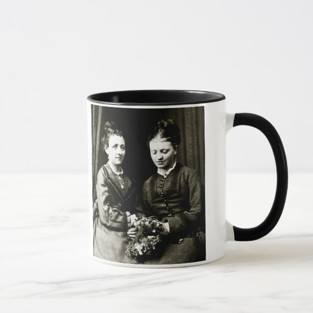 Viktorianische Girlfriends Tasse (Rechts)
