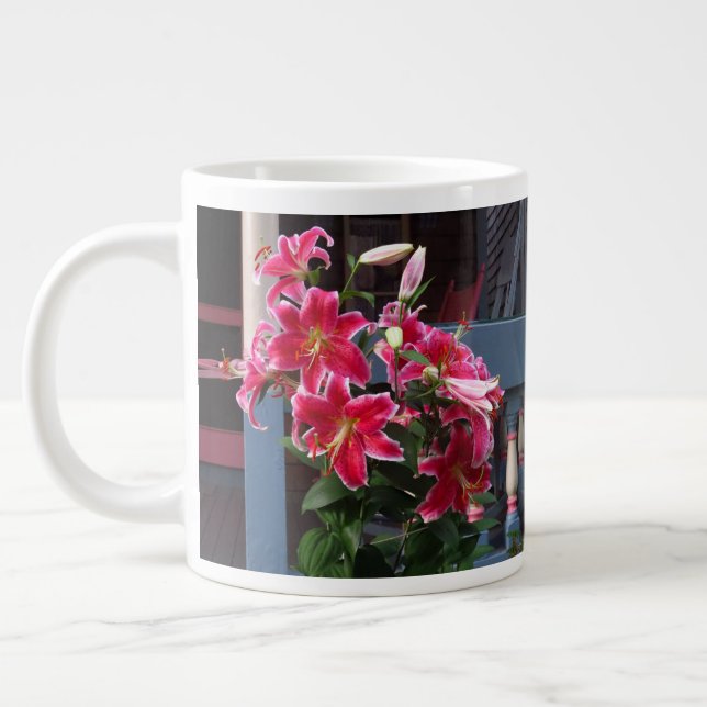 Viktorianische Hütte Pink Lilies - Martha's Vineya Jumbo-Tasse (Links)