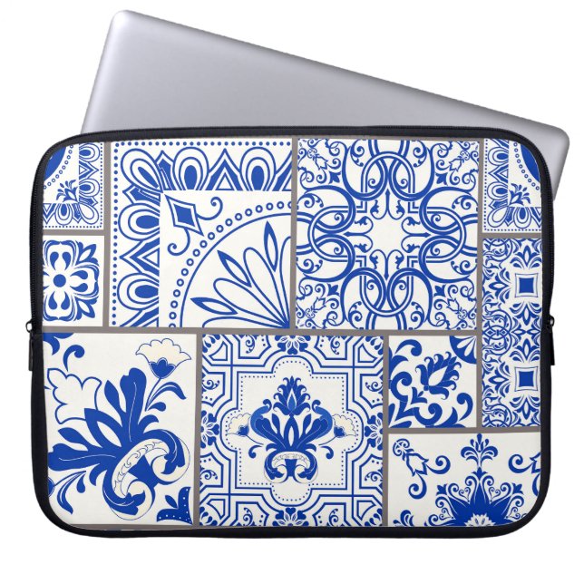 Viktorianische Majolika: Patchwork-Fliesenmuster. Laptopschutzhülle (Vorderseite)