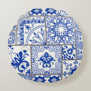 Viktorianische Majolika: Patchwork-Fliesenmuster. Rundes Kissen