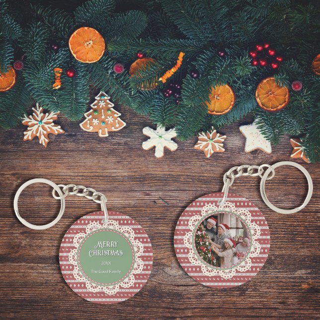 Vilain Noël Chic rouge Circle (Ugly Christmas Chic red-based Circle Keychains)