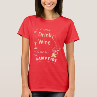 Vin et site de boissons par les T-shirts campants
