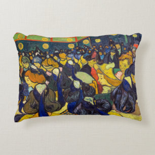 Vincent van Gogh - Der Tanzsaal in Arles Dekokissen