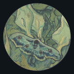Vincent van Gogh - Great Peacock Moth Runder Aufkleber<br><div class="desc">Die Große Pfauenmotte (1889) von Vincent van Gogh ist eine Vintage Kunst noch Leben Post-Impressionismus Naturmalerei. Ein Insekt, die Kaisermotte, in einem Frühjahrsgarten mit Calla Lily Blume und anderen Pflanze. Van Gogh nannte es eine "Totenkopfmotte" und malte einen Schädel auf der Rückseite seines Körpers. Über den Künstler: Vincent Willem van...</div>