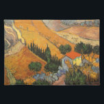 Vincent van Gogh - Tal mit Plowman Stofftischset<br><div class="desc">Das Tal mit Plowman Seen From Oove (1889) von Vincent van Gogh ist ein Vintages Landschaftsbild der Kunstlandschaft, das in Post-Impressionismus erbaut wurde. Ein pflügerischer Bauer, der die Felder seines Bauernhofs mit seinem Ochsenkühteam bearbeitet. Ein landwirtschaftliches Alltagsleben Landschaftsbilder mit Bäumen in einem Tal. Über den Künstler: Vincent Willem van Gogh...</div>