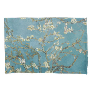 Vincent van Gogh's Almond blossom (1890) Kissenbezug