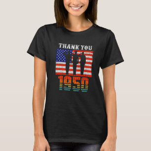 Vintag 1950 72 Jahre alte Flagge Amerikanisch 72. T-Shirt