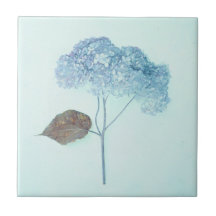 Vintag antikes Blaues Hydrangea Land Floral