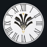 Vintag Art Deco Palmetto der 20er Jahre Große Wanduhr<br><div class="desc">Vintage Uhr im Deko-Stil der 20er Jahre mit einem Palmetto-Ventilator mit schwarzen Ziffern rund um die Uhr.</div>