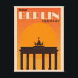 Vintag Berlin Deutschland Brandenburg Tor Reisen Postkarte<br><div class="desc">Jeder würde Liebe haben,  diese Vintage deutsche Reisepostkarte mit einer Retro-Abbildung des Brandenburger Tors in Berlin zu erhalten!</div>