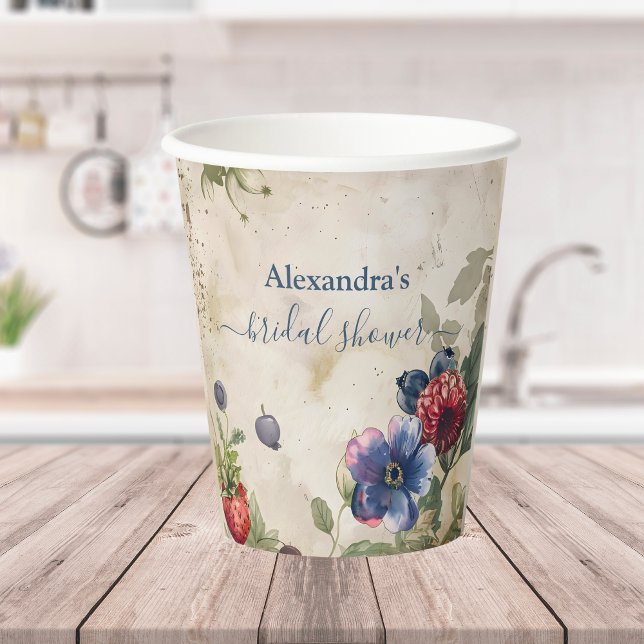 Vintag Berry Sweet Strawberry Brautparty Pappbecher (Von Creator hochgeladen)