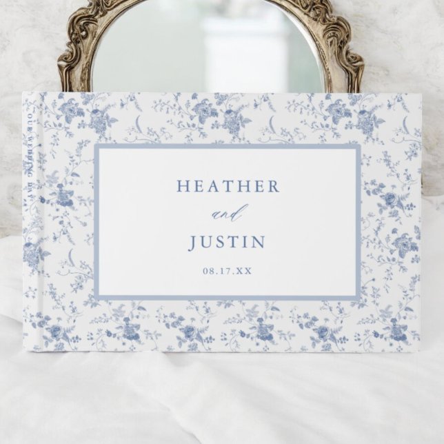 Vintag Blue Floral Toile Classic Wedding Gästebuch (Von Creator hochgeladen)