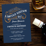 Vintag Blue Gold Men's Whiskey 40. Geburtstag Einladung<br><div class="desc">Feiern Sie seinen Geburtstag mit unserem Vintagen Blue Gold Men's Whiskey 40. Geburtstag. Die verzierten Blau- und Golddetails verleihen der Touch eine klassische Note,  die sich perfekt für alle Whisky-Liebhaber eignet. Dieses schlichte und stilvolle Design wird dem Mann in seinem 40. Party gefallen.</div>