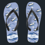 Vintag Blue White Chinoiserie Crane Hochzeitsgroom Flip Flops<br><div class="desc">Das Design zeichnet sich durch Vintage chinoiserie Muster fliegender Krane in Blau und Weiß und eine klassische Hochzeitssprache Typografie aus. Es eignet sich hervorragend für den Bräutigam, indem es Ihrem chinoiserie-schicken Hochzeitstag, Junggeselinnen-Abschied oder anderen Feiern eine stilvolle Glamenfülle hinzufügt. -Zeile Anpassen mit dem Text mithilfe der Vorlagenfelder. Wenn Sie gewollt...</div>