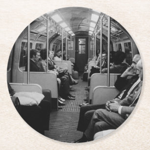 Vintag-England-Eisenbahn im Reisebus 1970 Runder Pappuntersetzer
