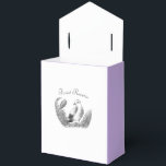 Vintag Garden Bird - einfarbige Blume Geschenkschachtel<br><div class="desc">Minimalistisch und dennoch reich an Details - diese monochrome Kollektion bringt Vintage Vögel und Gartenelemente in eine stille Harmonie. Ideal für klassische Innenräume,  Kunstliebhaber und elegante,  naturlich inspirierte Räume.</div>