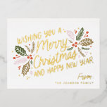 Vintag Holly Bright Typografy Christmas Foil Folien Feiertagspostkarte<br><div class="desc">Diese festliche und schicke Urlaubskarte mit unserem original handgezeichnet Winterfolien in lebhaften Farben und einer hübschen Typografie in leuchtendem REAL FOIL (Farbe Ihrer Wahl). Der Rücken kommt mit einem passenden,  lebendigen,  heiligen Muster für eine besondere Touch.</div>