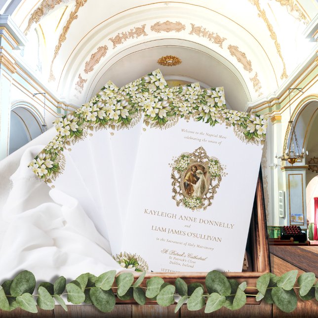 Vintag-katholische Hochzeitsfeierlichkeiten (Elegant, vintage, Catholic wedding mass program with white and gold flowers, lace and greenery)