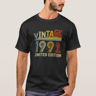 Vintag Limited Edition 1992 Men Women 30th Birthd T-Shirt
