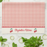 Vintag Red Cherry Gingham Pattern Kitchen Geschirrtuch<br><div class="desc">Ein Vintager personalisierter Gingham mit Kirschen schmückt dieses Küchentuch. Personalisieren Sie es mit Ihrem Namen. Macht einem Freund ein niedliches Geschenk. Gut zum Geburtstag, Valentinstag, etc. Entworfen für Sie von BlackBerry Boulevard.</div>