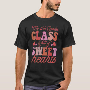 Vintag School Teacher 4. Grader Hearts Groovy Va T-Shirt