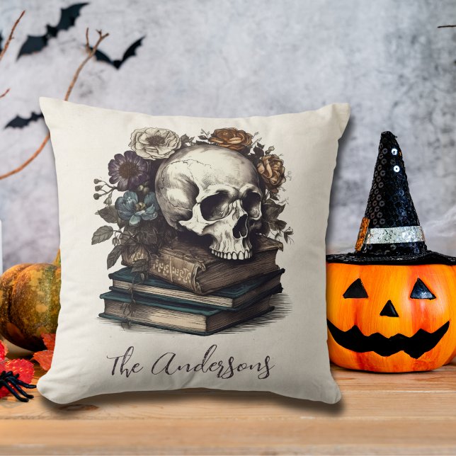 Vintag Skull Books Dark Academia Halloween Kissen (Von Creator hochgeladen)
