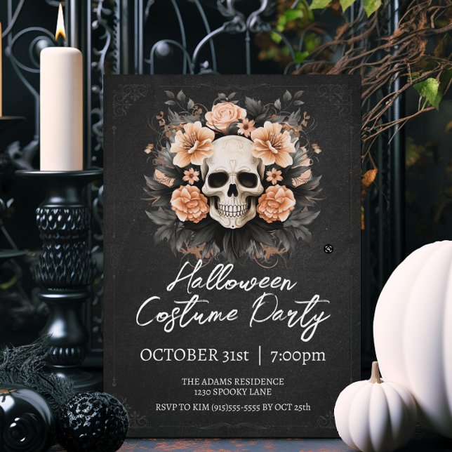 Vintag Skull Halloween Einladung (Elegant vintage style Halloween party invitations.)