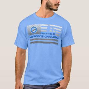 Vintage amerikanische Fahne ist stolz auf eine US- T-Shirt