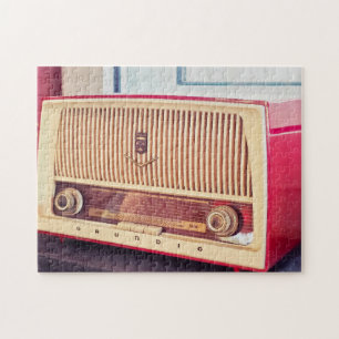 VINTAGE ANTIQUE PINK RADIO JIGSAW PUZZLES PUZZLE